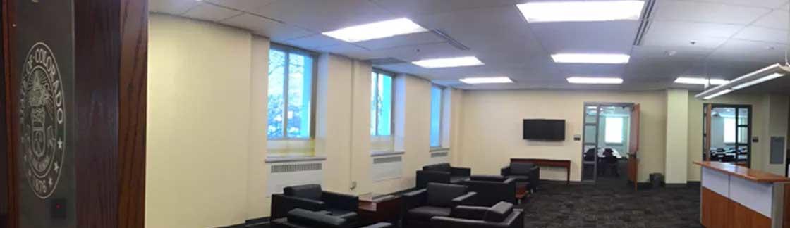 Photo showing the 1525 Sherman Street Conference Center lobby space